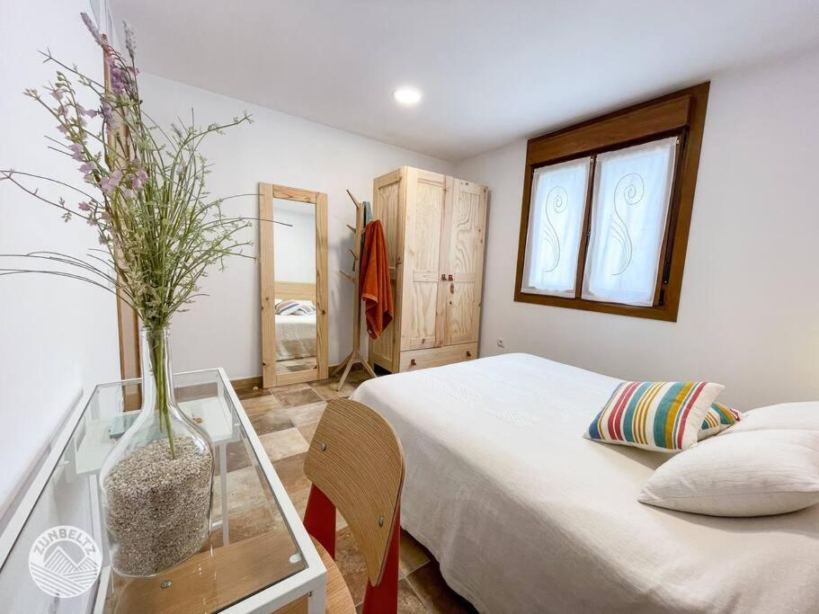 Casa Zunbeltz de 3 habitaciones en plena montaña Lezáun Exterior foto